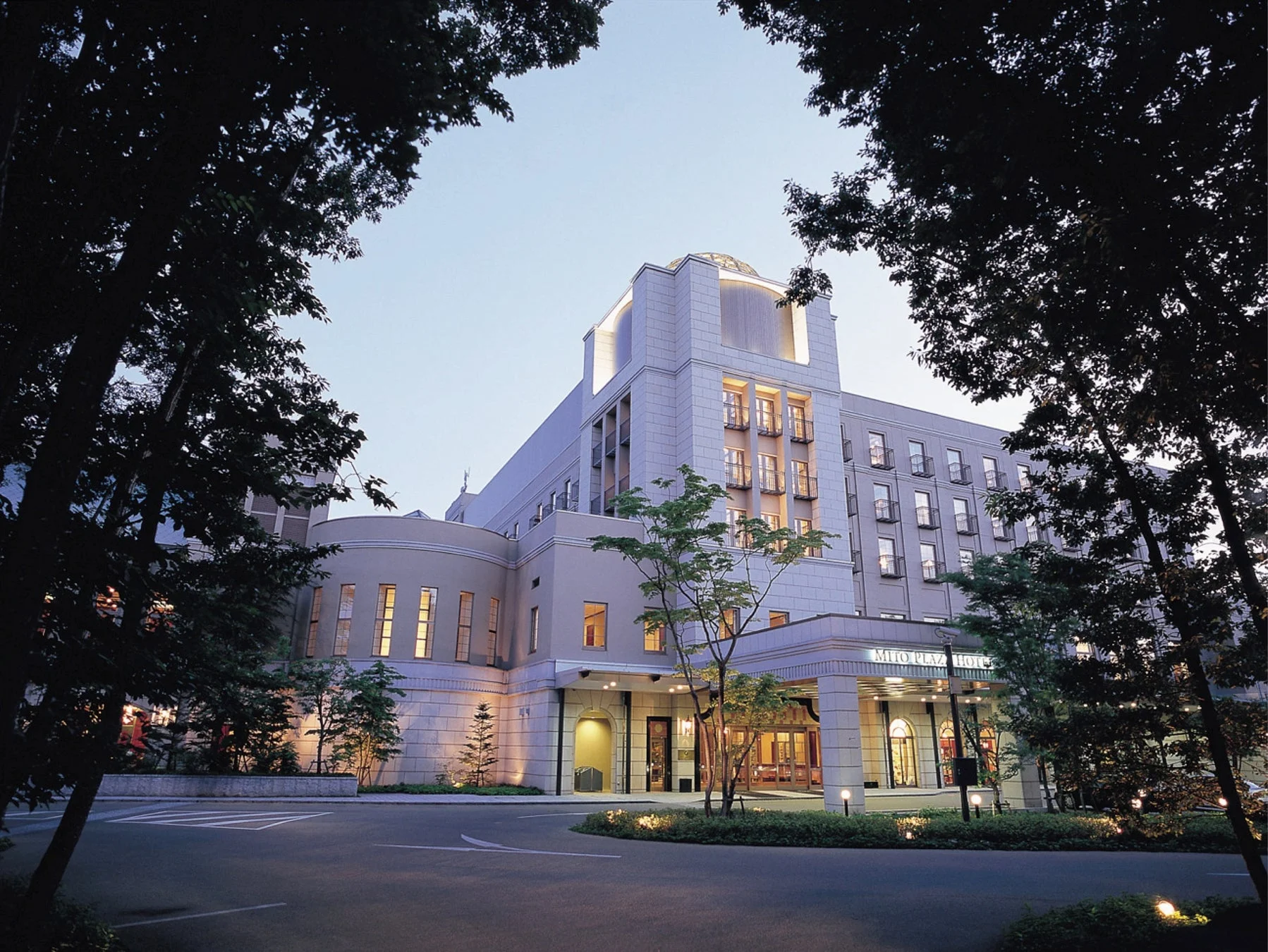 水戸プラザホテル外観