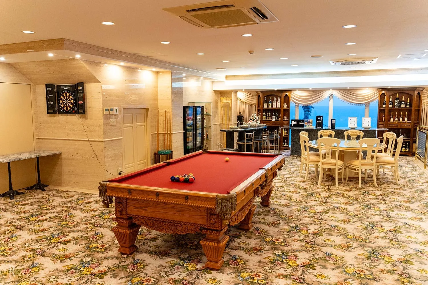 ビリヤード・ダーツ