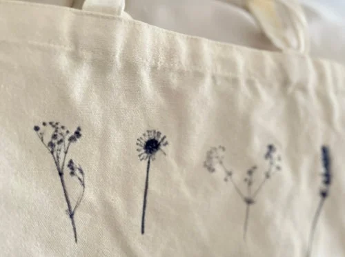 植物スタンプでつくるオリジナルトートバッグづくり