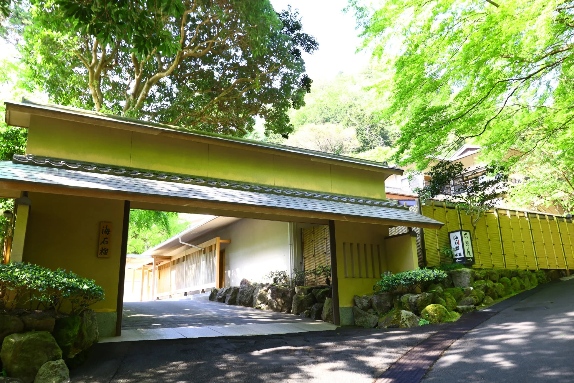 海石榴 つばきの日本庭園